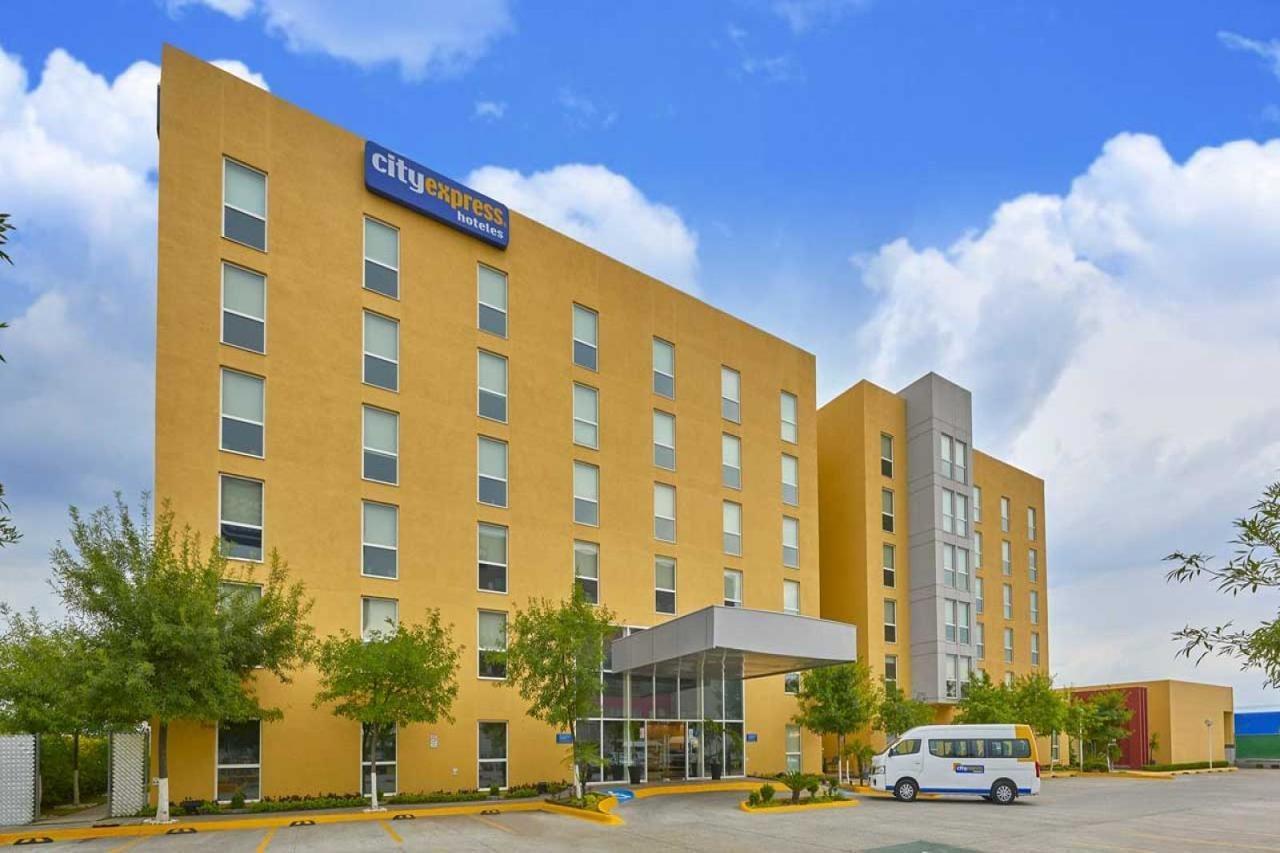 City Express Suites By Marriott Silao Aeropuerto Zewnętrze zdjęcie