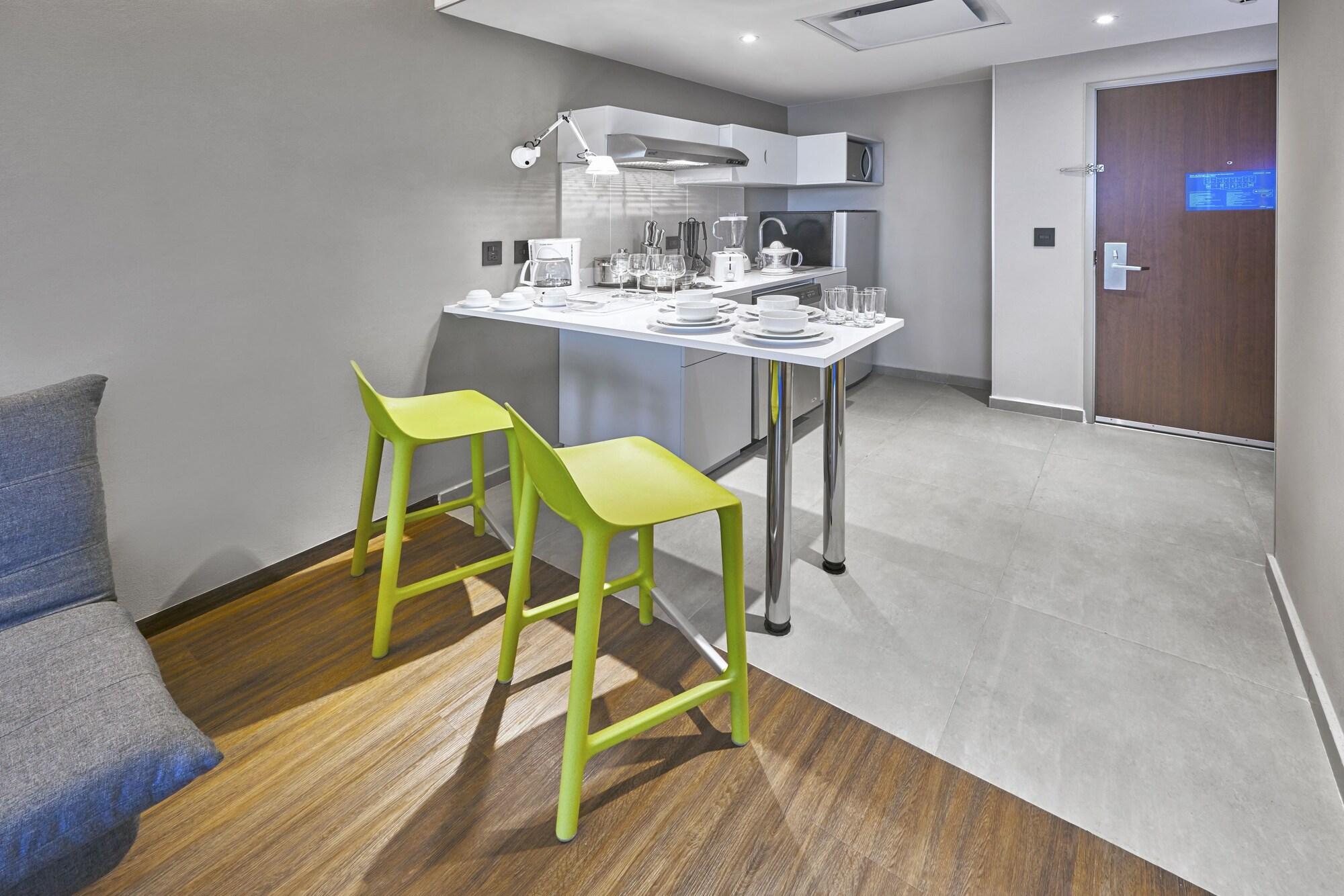 City Express Suites By Marriott Silao Aeropuerto Zewnętrze zdjęcie