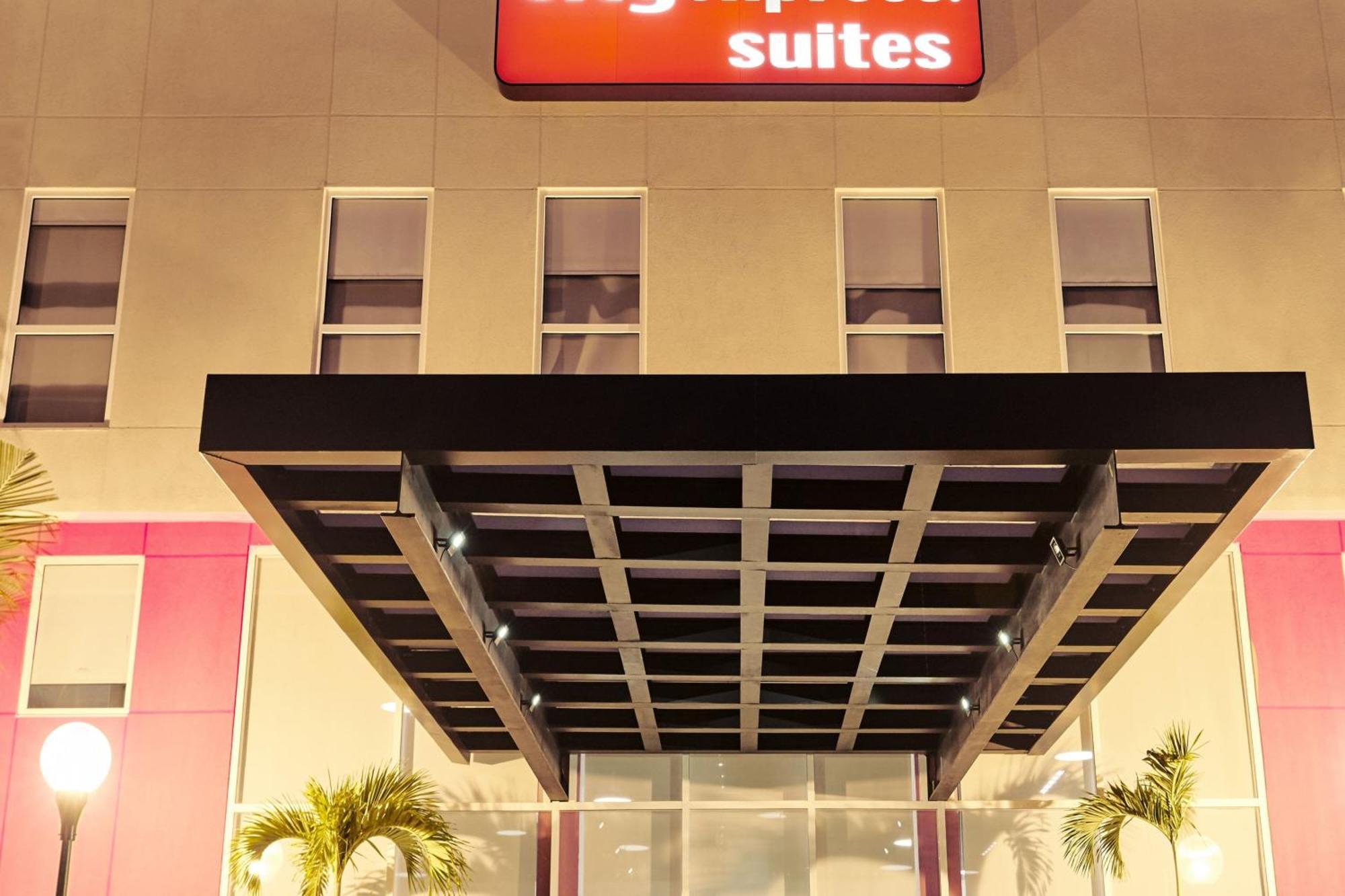 City Express Suites By Marriott Silao Aeropuerto Zewnętrze zdjęcie