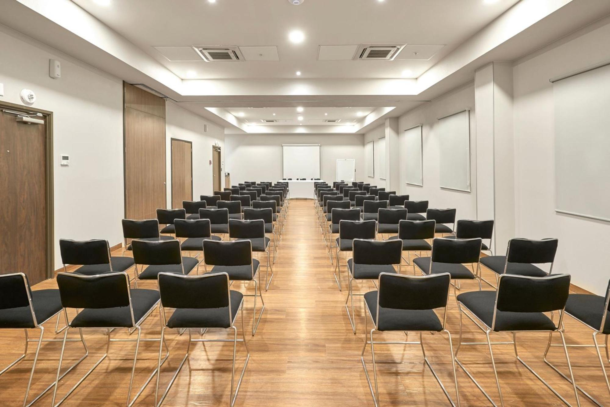 City Express Suites By Marriott Silao Aeropuerto Zewnętrze zdjęcie