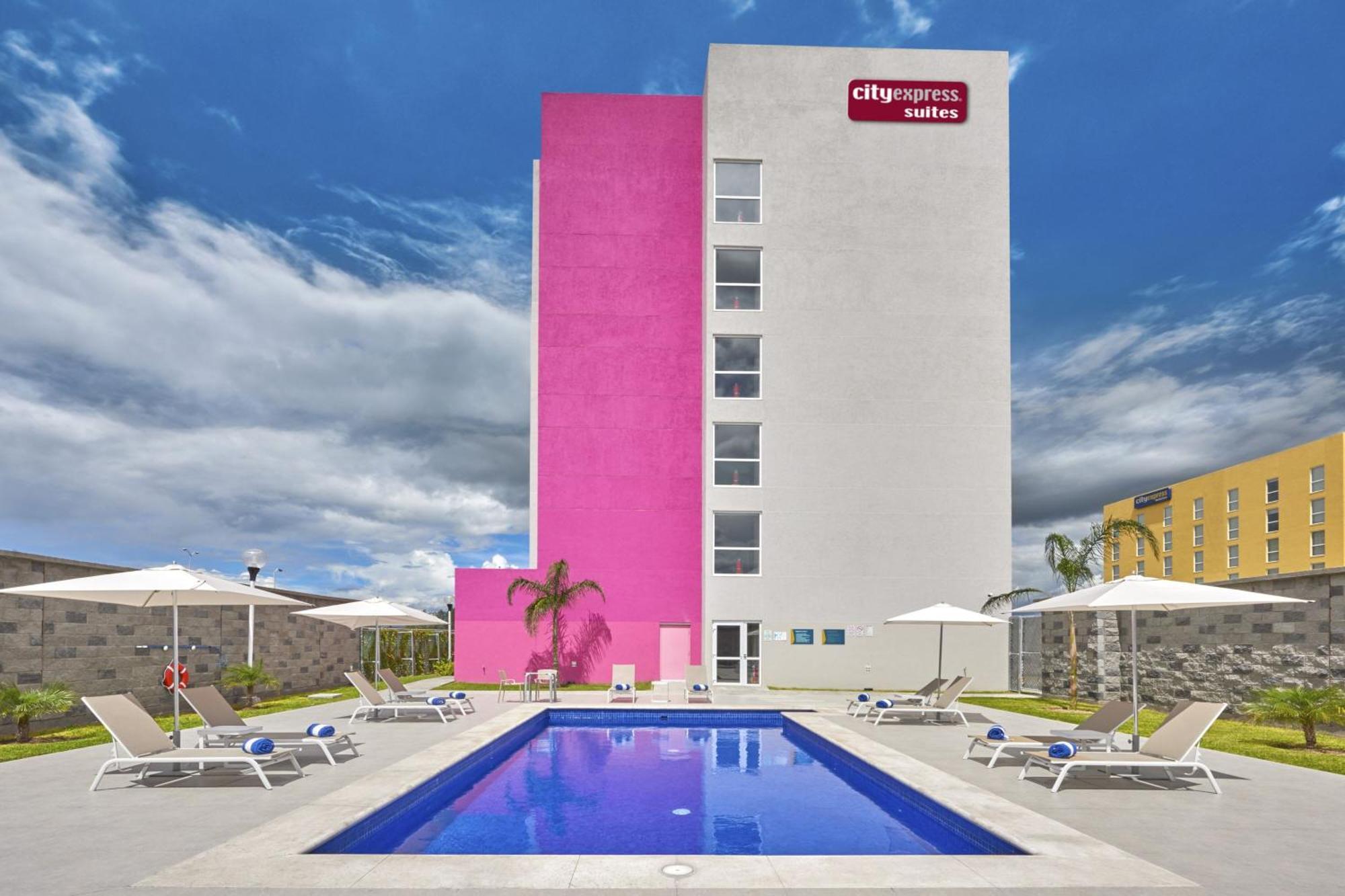 City Express Suites By Marriott Silao Aeropuerto Zewnętrze zdjęcie