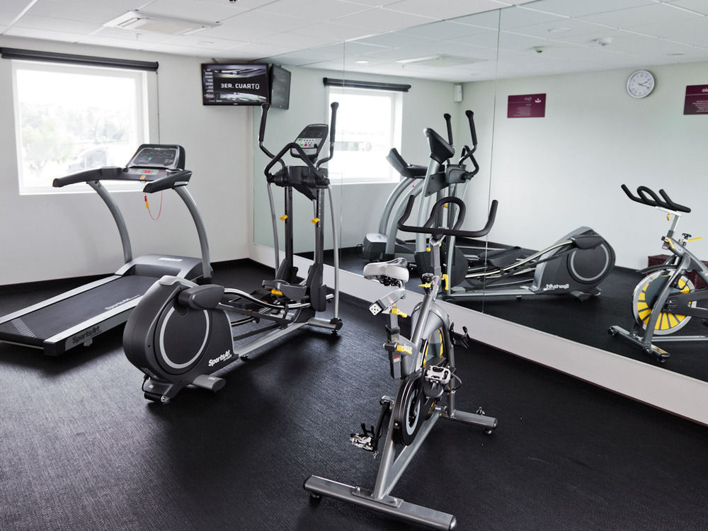 City Express Suites By Marriott Silao Aeropuerto Zewnętrze zdjęcie